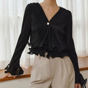 Ruffle Button Plisse Blouse