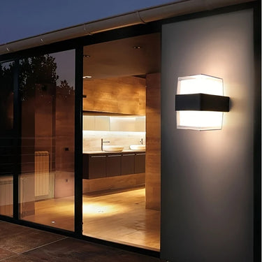 WallGlow | Modern Outdoor Wall Lamp for Garden and Patio Lighting