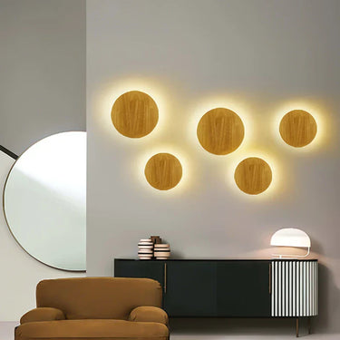 LuxeRadiant | Elegant Wooden Wall Lamp