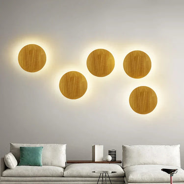 LuxeRadiant | Elegant Wooden Wall Lamp