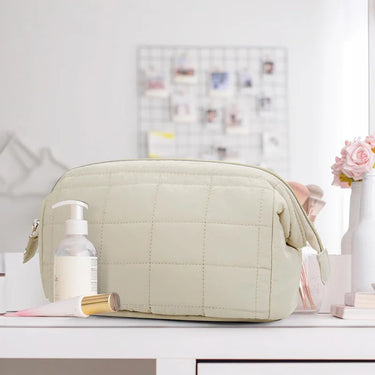 Louise | Elegant and spacious soft quilted cosmetic bag