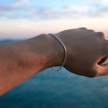 SereniBand | Minimalist Sleek Bracelet